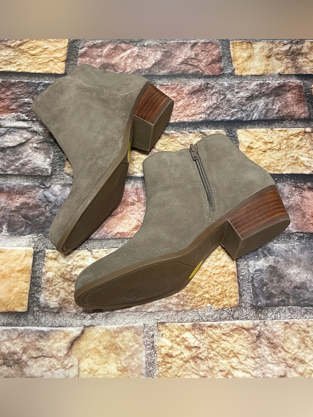 Sole Society So-Breyon Women Suede Ankle Boots Taupe Size 9 Western Office Ranch - Picture 6 of 10